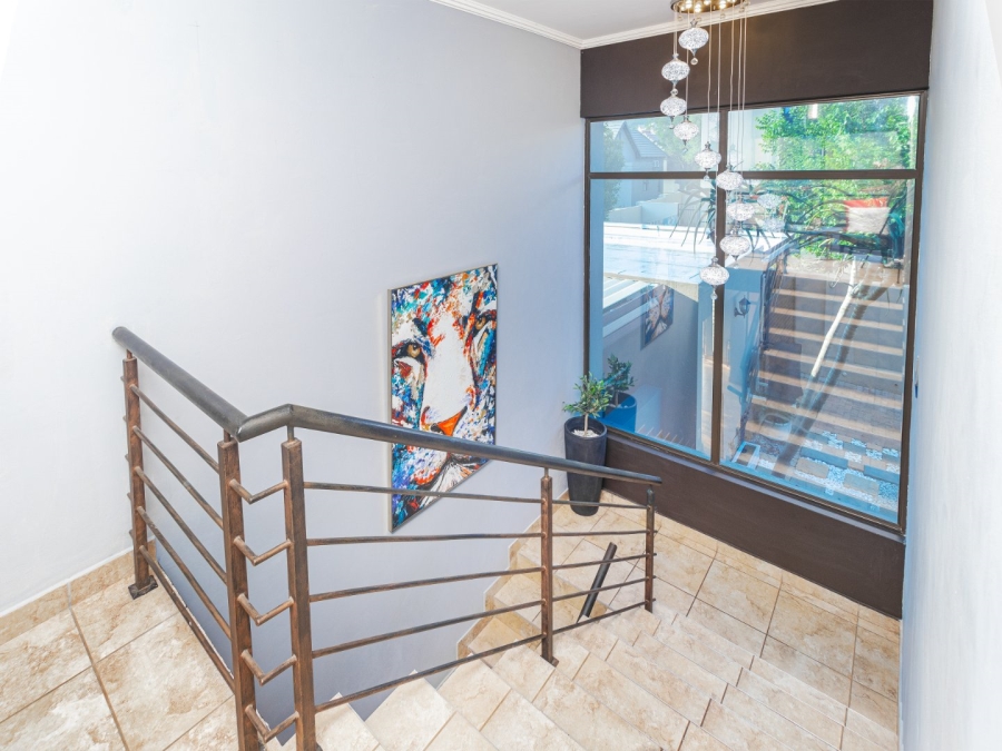 5 Bedroom Property for Sale in Leloko Lifestyle Estate North West